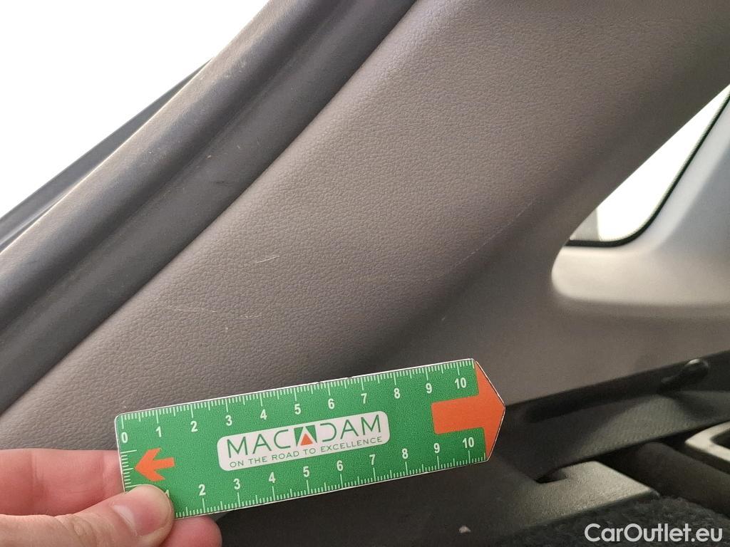  Hyundai  Konna HYUNDAI Kona / 2020 / 5P / SUV 1.6 CRDI 136 HYBRID 48V DCT-7 BUSINESS #31