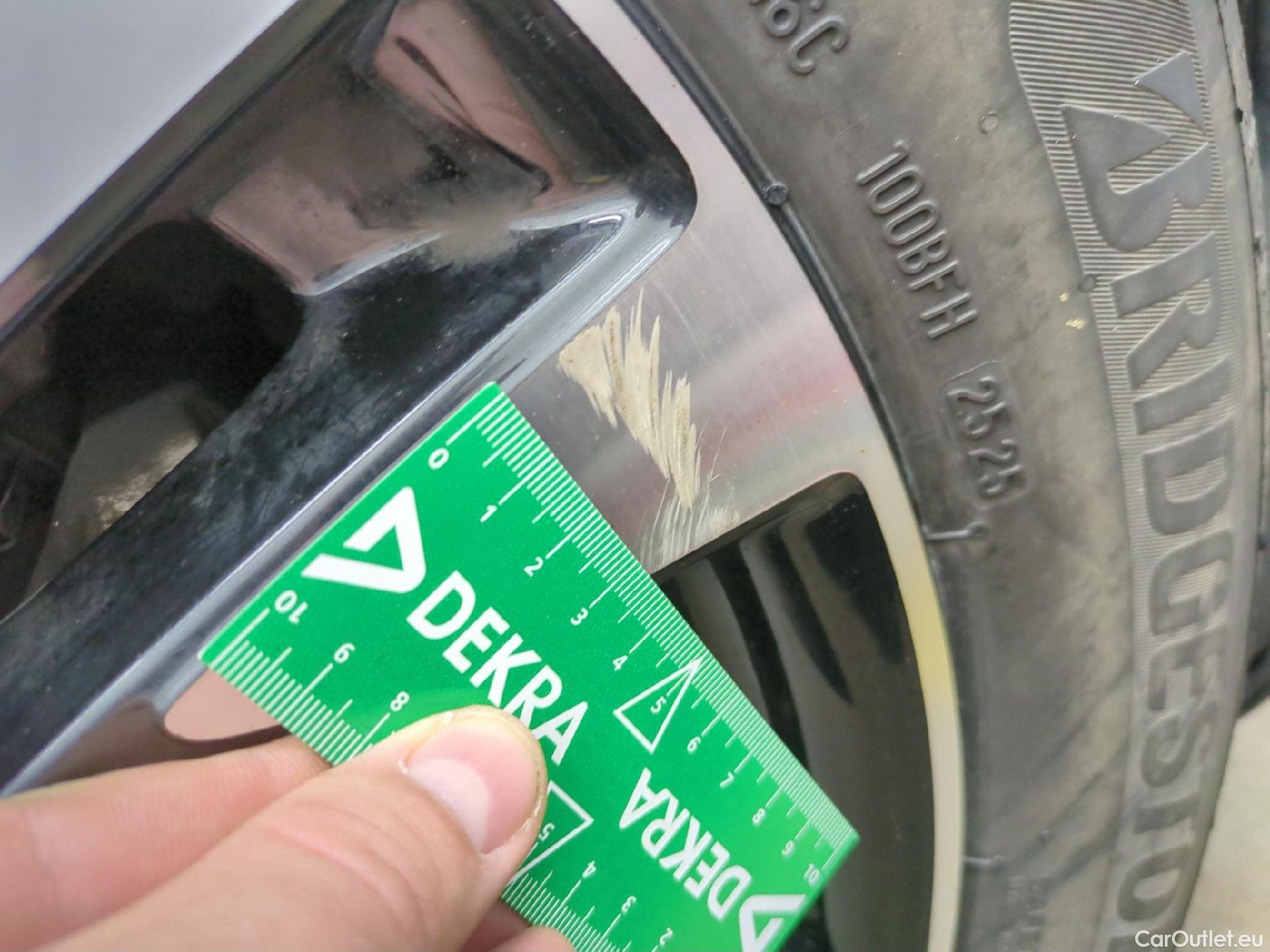  Opel   Grandland X Grandland X Elegance Business 1.5 130CV BVA8 6E #4