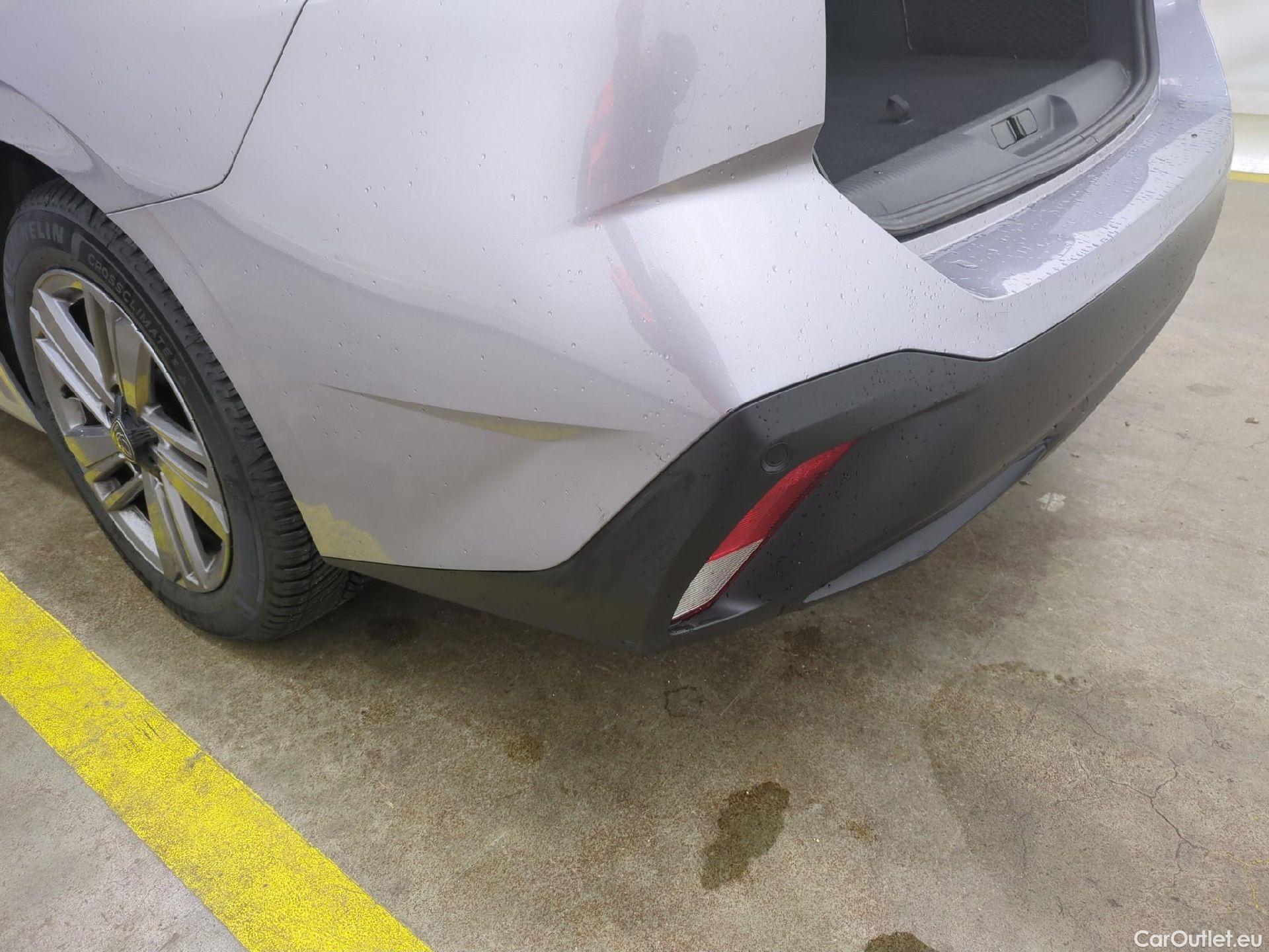  Peugeot  308 PEUGEOT  SW / 2021 / 5P / Break BlueHDi 130 EAT8 ACTIVE PACK #18