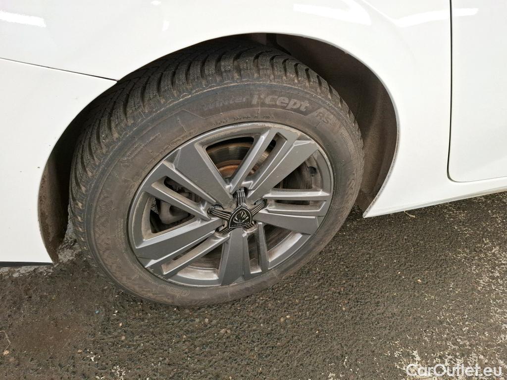  Peugeot  308 PEUGEOT  SW / 2021 / 5P / Break PureTech 130 S&S ACTIVE PACK #20