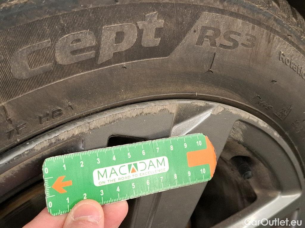  Peugeot  308 PEUGEOT  SW / 2021 / 5P / Break PureTech 130 S&S ACTIVE PACK #22