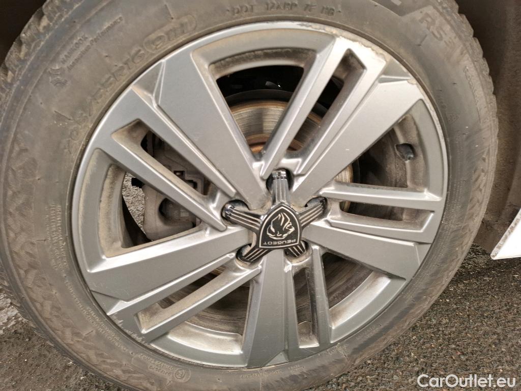  Peugeot  308 PEUGEOT  SW / 2021 / 5P / Break PureTech 130 S&S ACTIVE PACK #21