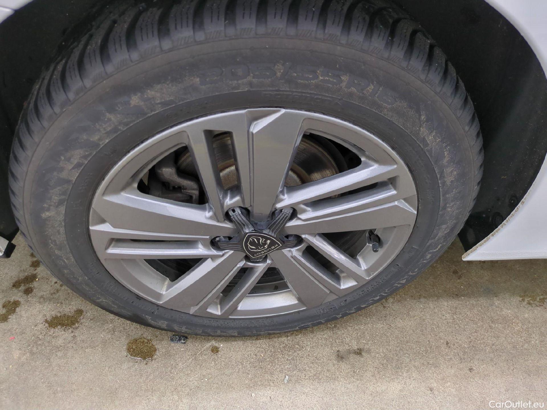  Peugeot  308 PEUGEOT  SW / 2021 / 5P / Break BlueHDi 130 EAT8 ACTIVE PACK #20