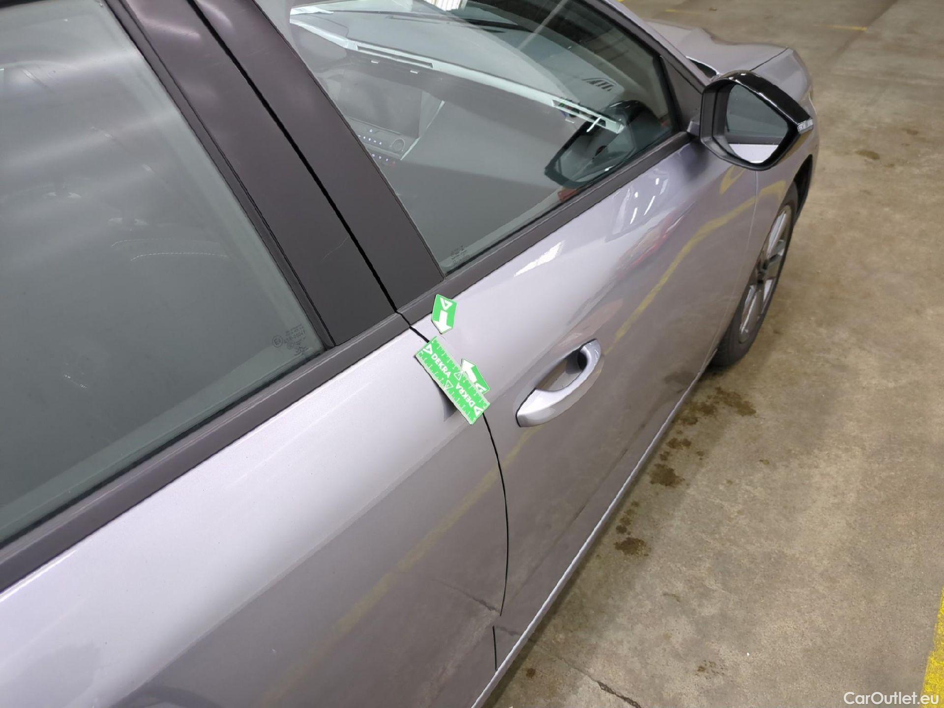  Peugeot  308 PEUGEOT  SW / 2021 / 5P / Break BlueHDi 130 EAT8 ACTIVE PACK #36