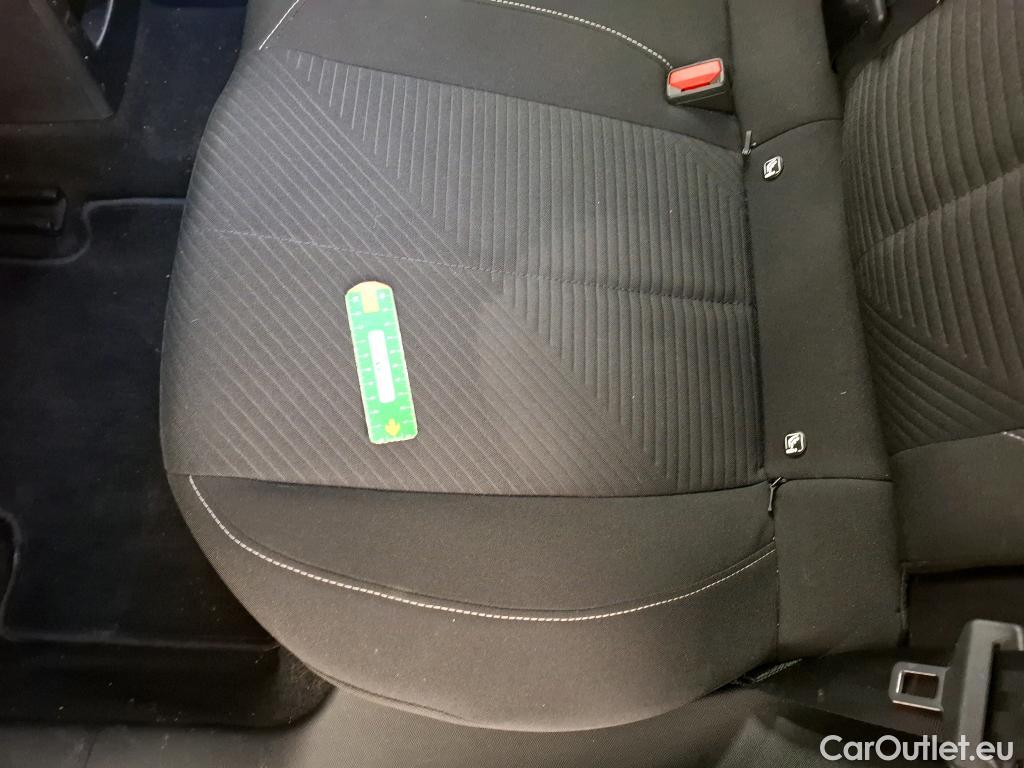  Peugeot  308 PEUGEOT  SW / 2021 / 5P / Break PureTech 130 S&S ACTIVE PACK #49