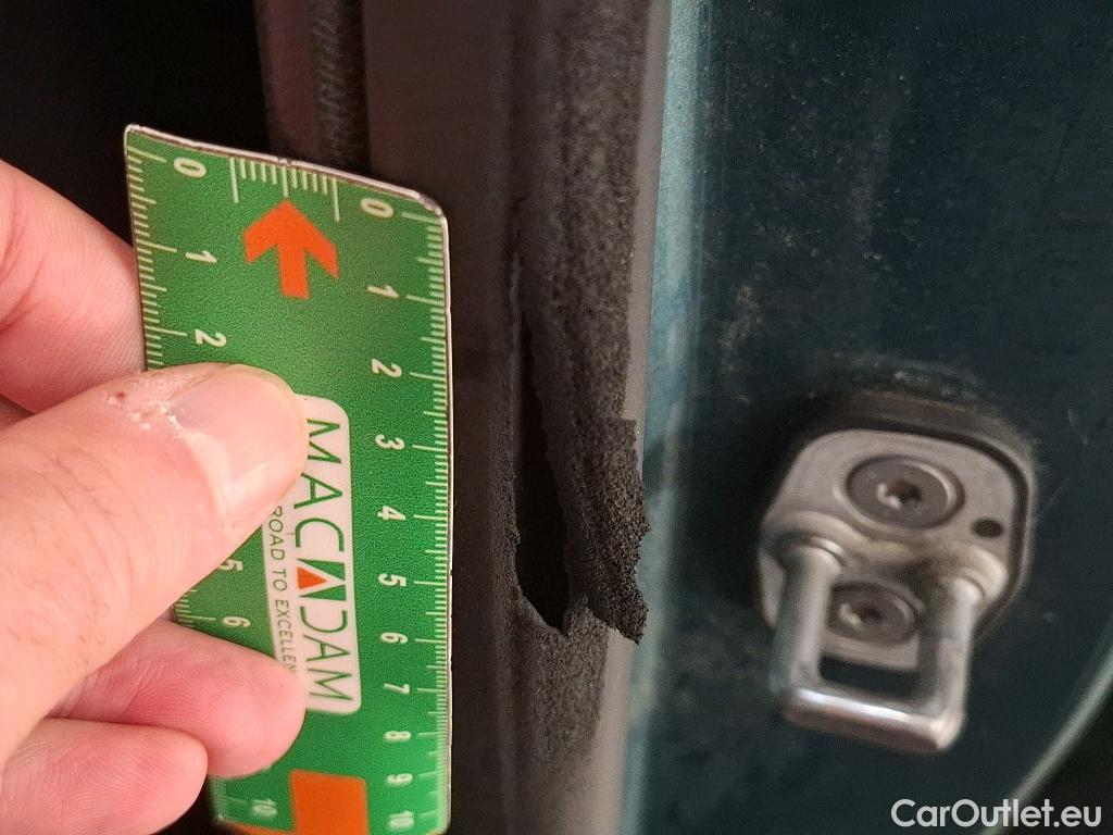  Peugeot  308 PEUGEOT  SW / 2021 / 5P / Break BlueHDi 130 EAT8 ALLURE PACK #36