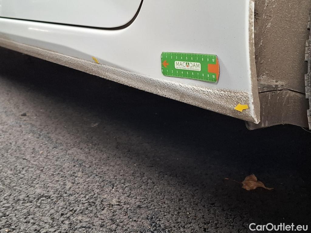  Peugeot  308 PEUGEOT  SW / 2021 / 5P / Break PureTech 130 S&S ACTIVE PACK #51