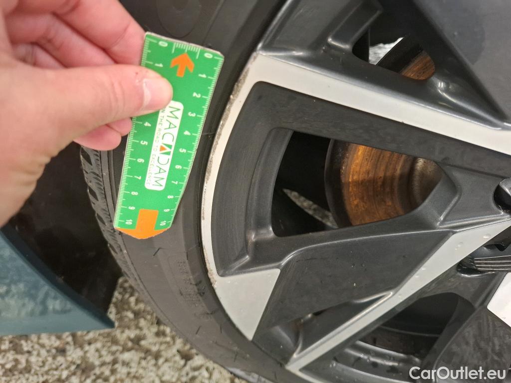  Peugeot  308 PEUGEOT  SW / 2021 / 5P / Break BlueHDi 130 EAT8 ALLURE PACK #27