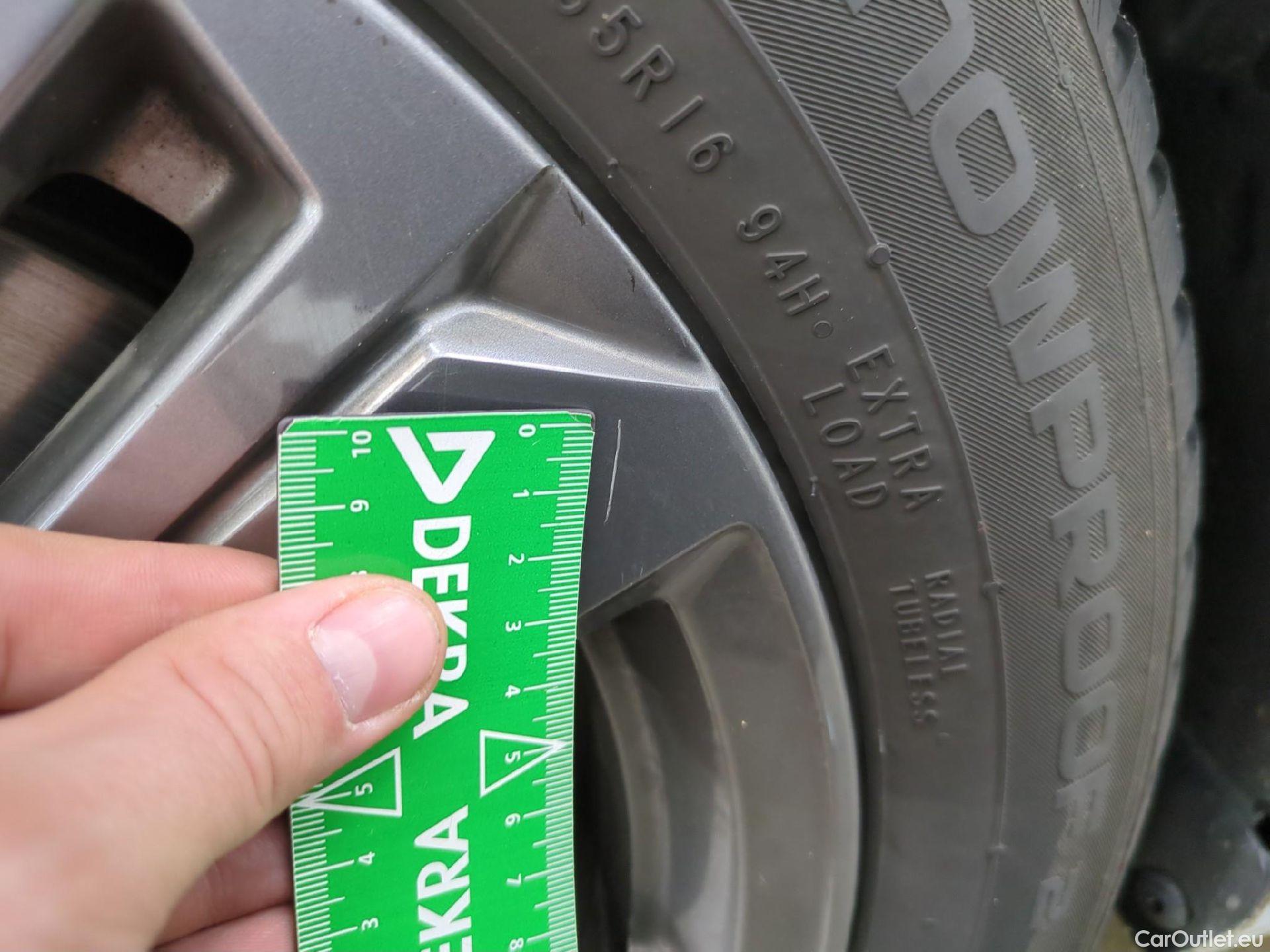  Peugeot  308 PEUGEOT  SW / 2021 / 5P / Break BlueHDi 130 EAT8 ACTIVE PACK #17