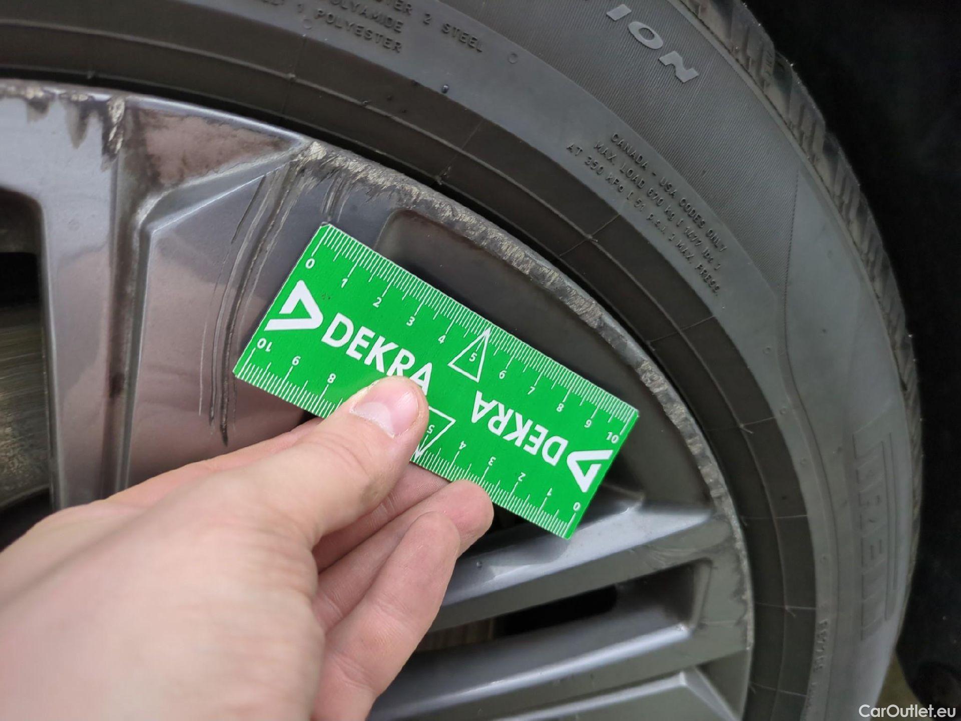  Peugeot  308 PEUGEOT  SW / 2021 / 5P / Break BlueHDi 130 EAT8 ACTIVE PACK #12