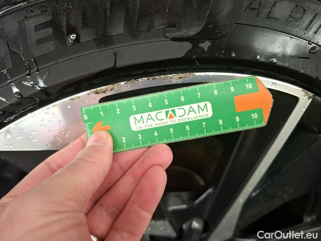  Peugeot  308 PEUGEOT  SW / 2021 / 5P / Break BlueHDi 130 EAT8 ALLURE PACK #33