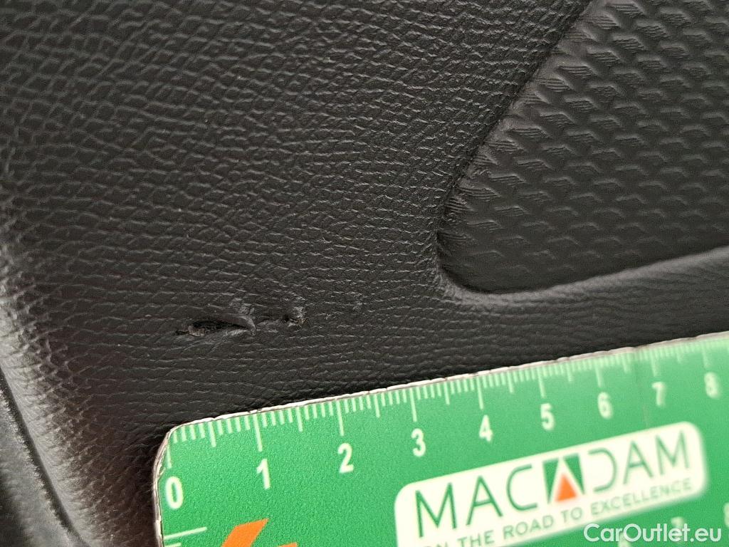  Peugeot  308 PEUGEOT  SW / 2021 / 5P / Break PureTech 130 S&S ACTIVE PACK #32