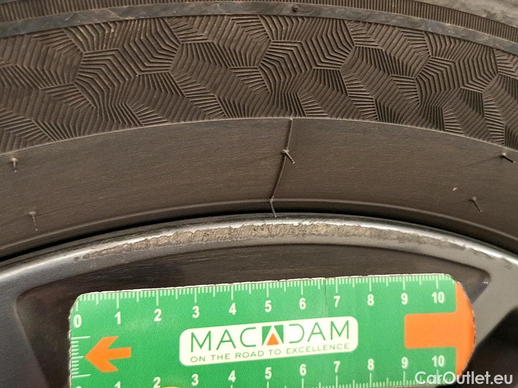  Peugeot  308 PEUGEOT  SW / 2021 / 5P / Break PureTech 130 S&S ACTIVE PACK #26