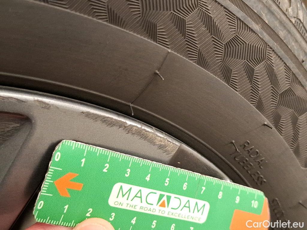  Peugeot  308 PEUGEOT  SW / 2021 / 5P / Break PureTech 130 S&S ACTIVE PACK #27