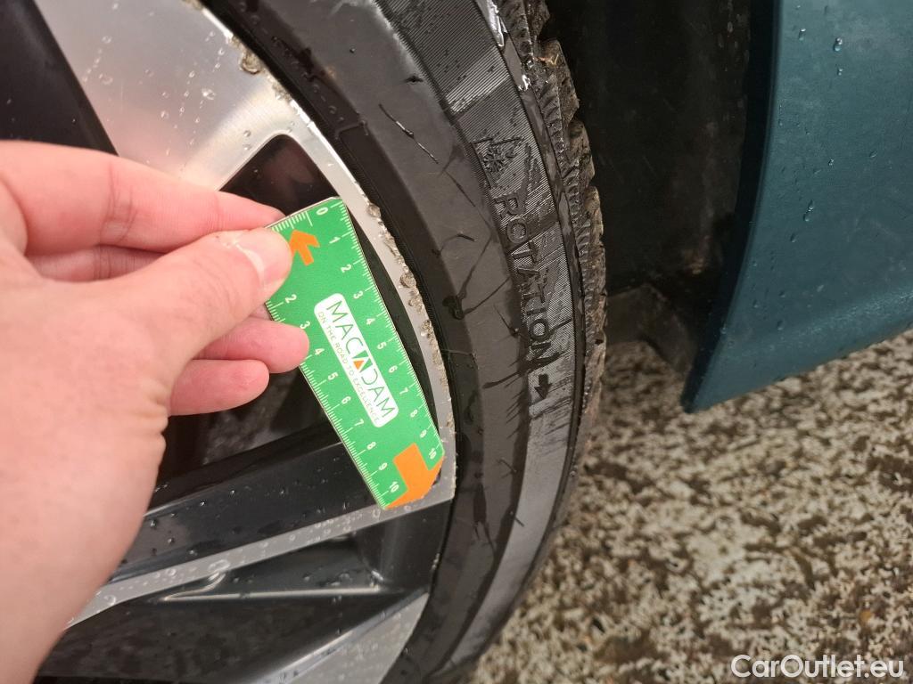  Peugeot  308 PEUGEOT  SW / 2021 / 5P / Break BlueHDi 130 EAT8 ALLURE PACK #34