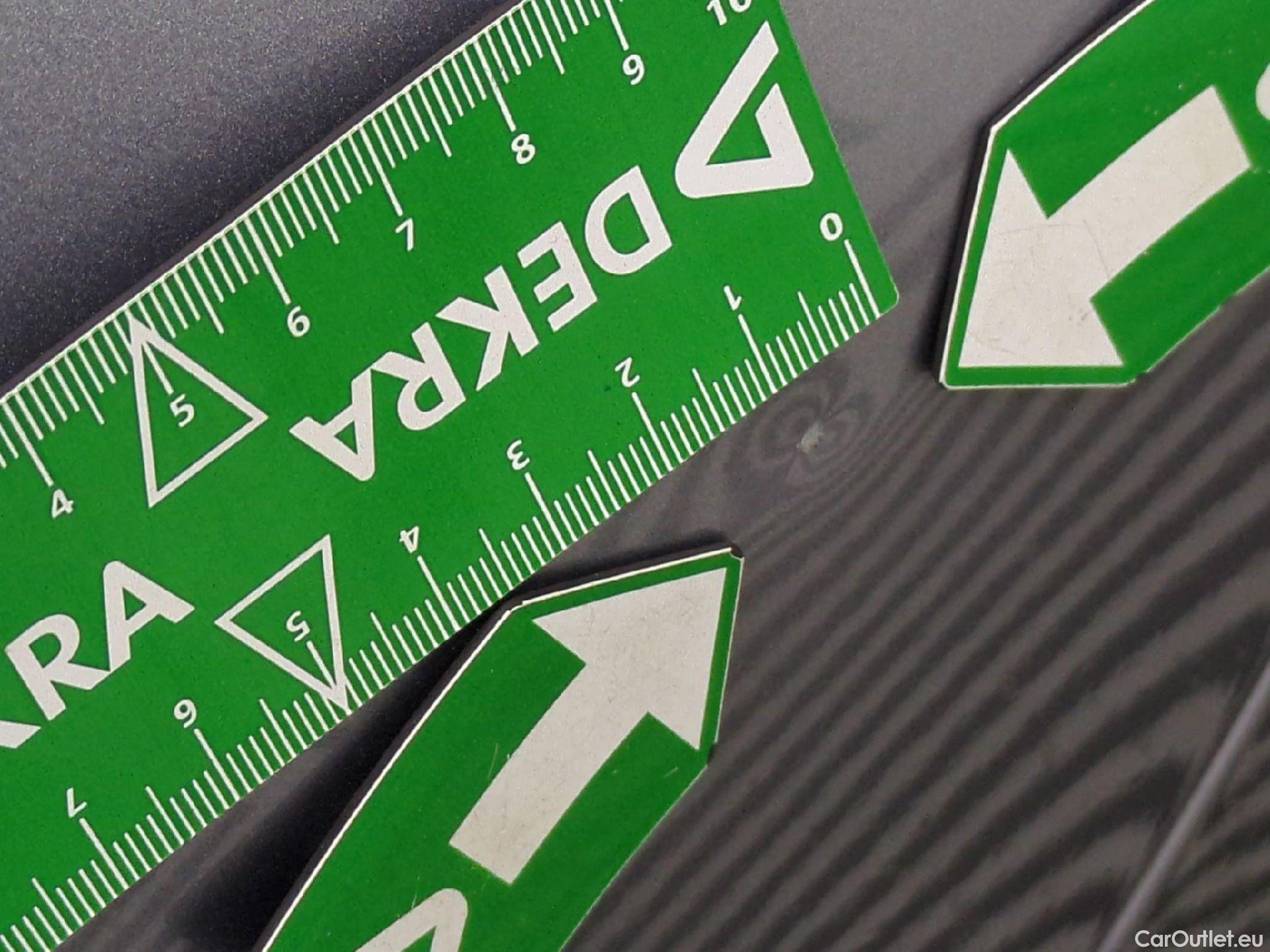  Peugeot  308 PEUGEOT  SW / 2021 / 5P / Break BlueHDi 130 EAT8 ACTIVE PACK #65