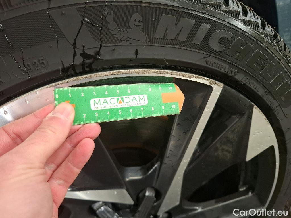  Peugeot  308 PEUGEOT  SW / 2021 / 5P / Break BlueHDi 130 EAT8 ALLURE PACK #23