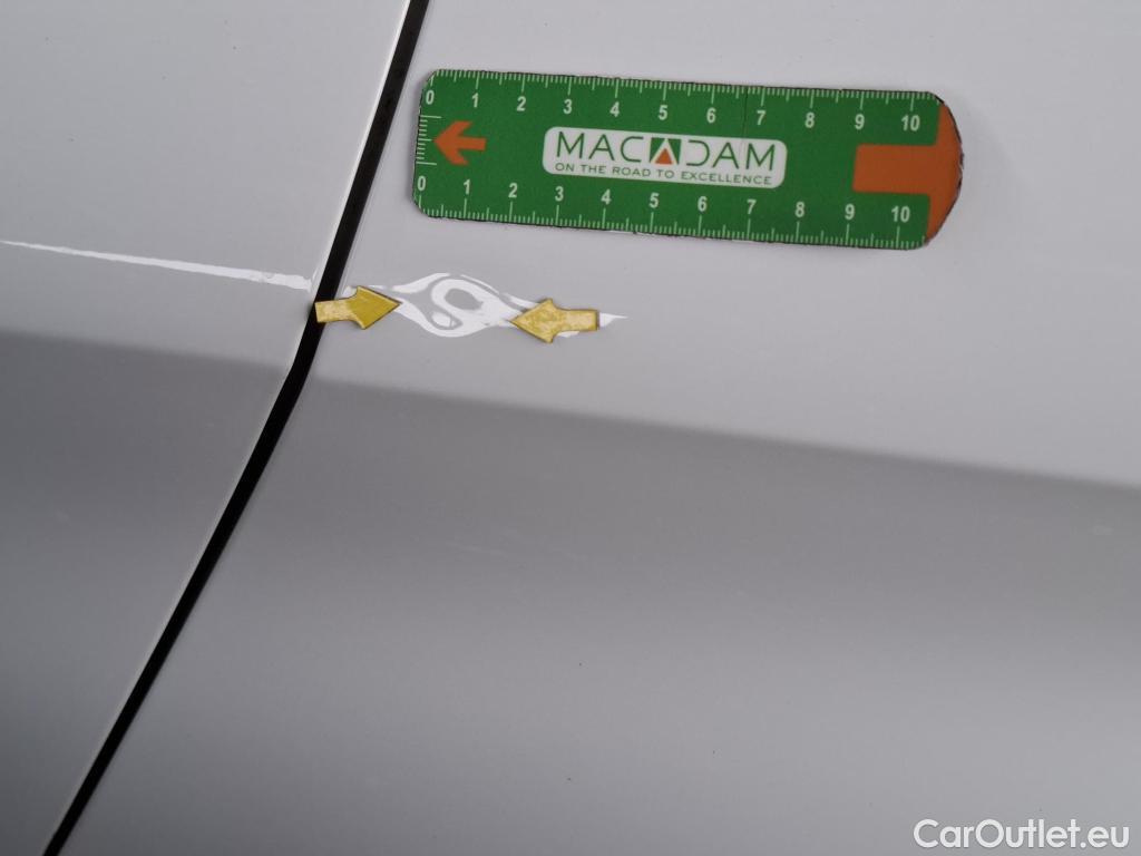  Peugeot  308 PEUGEOT  SW / 2021 / 5P / Break PureTech 130 S&S ACTIVE PACK #47