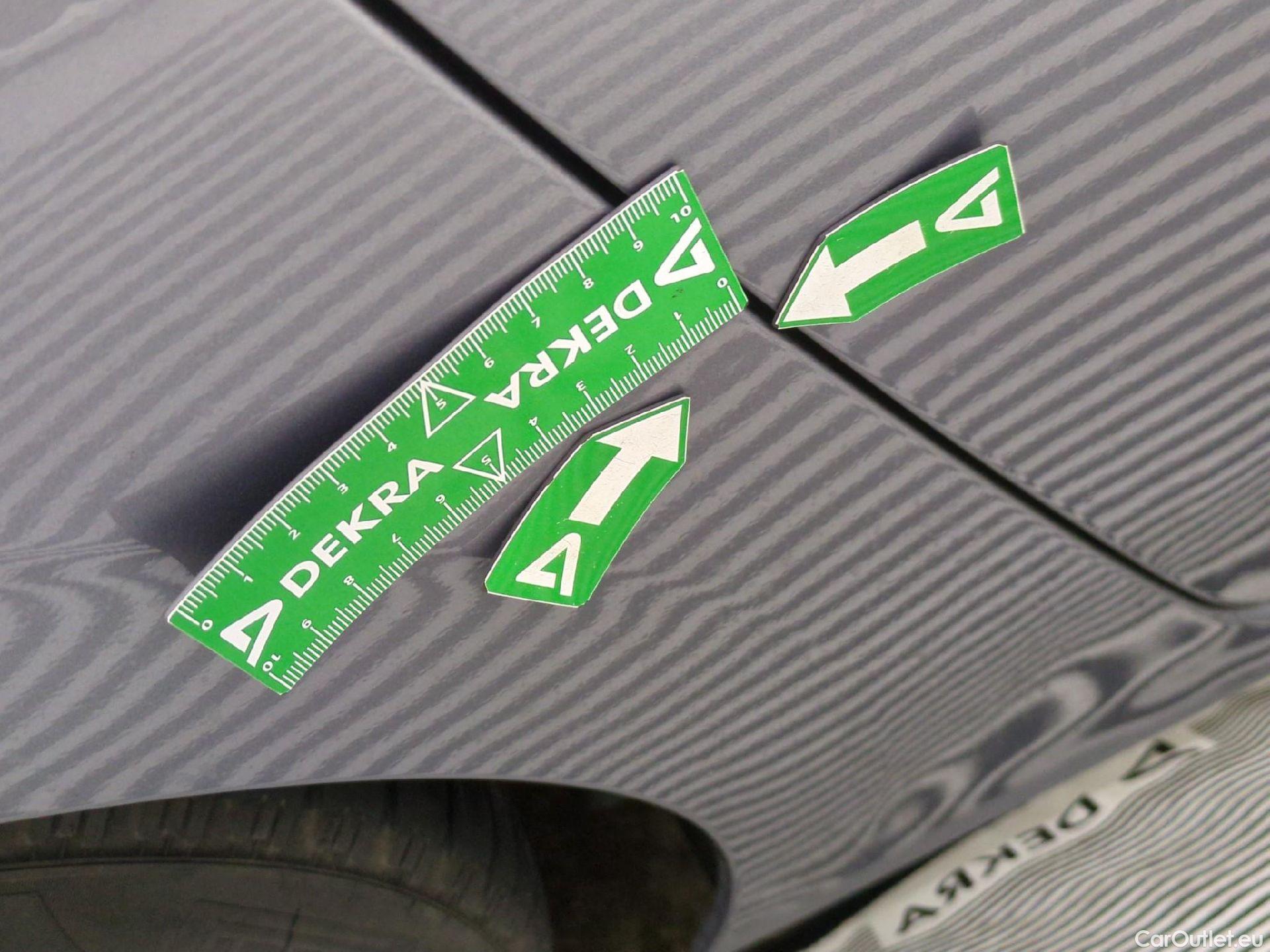  Peugeot  308 PEUGEOT  SW / 2021 / 5P / Break BlueHDi 130 EAT8 ACTIVE PACK #27