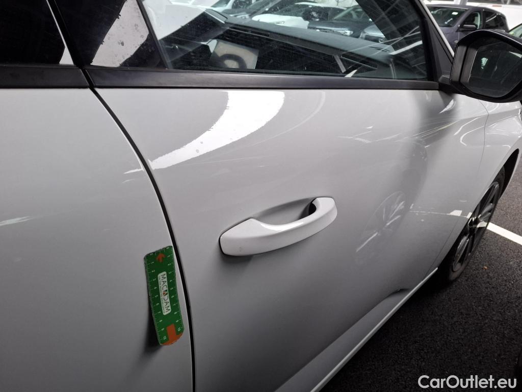  Peugeot  308 PEUGEOT  SW / 2021 / 5P / Break PureTech 130 S&S ACTIVE PACK #57