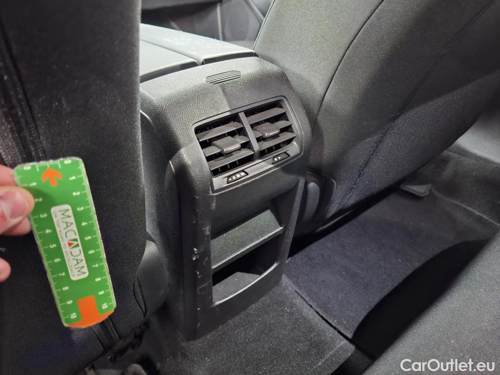  Peugeot  308 PEUGEOT  SW / 2021 / 5P / Break PureTech 130 S&S ACTIVE PACK #40