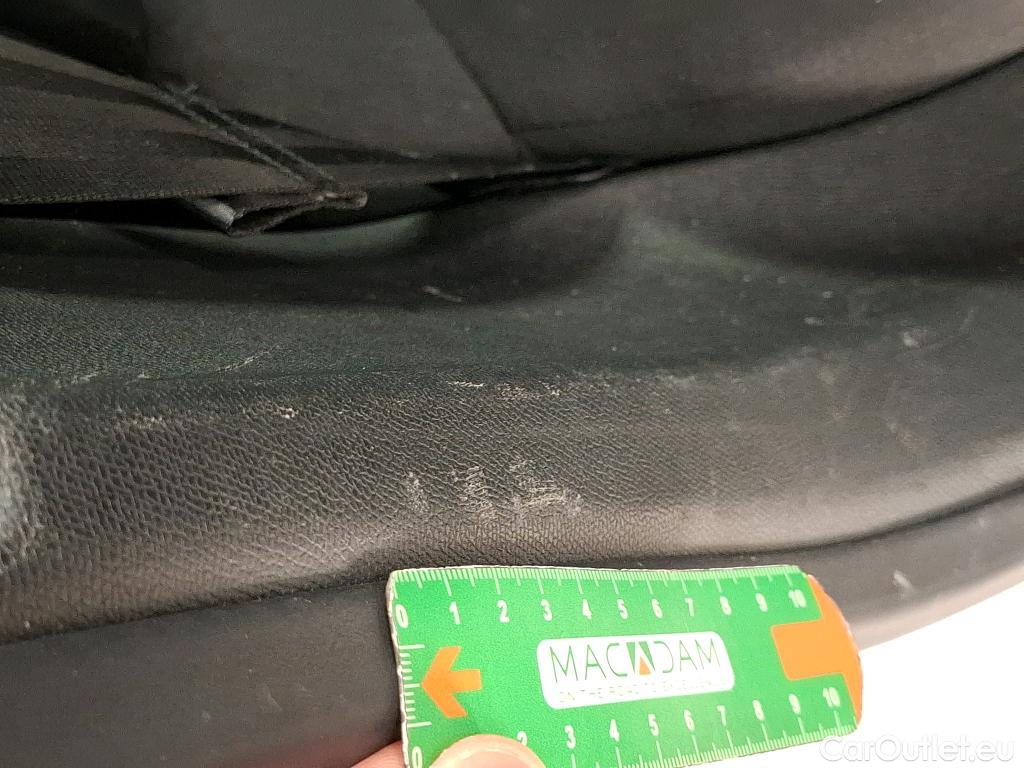  Peugeot  308 PEUGEOT  SW / 2021 / 5P / Break PureTech 130 S&S ACTIVE PACK #44