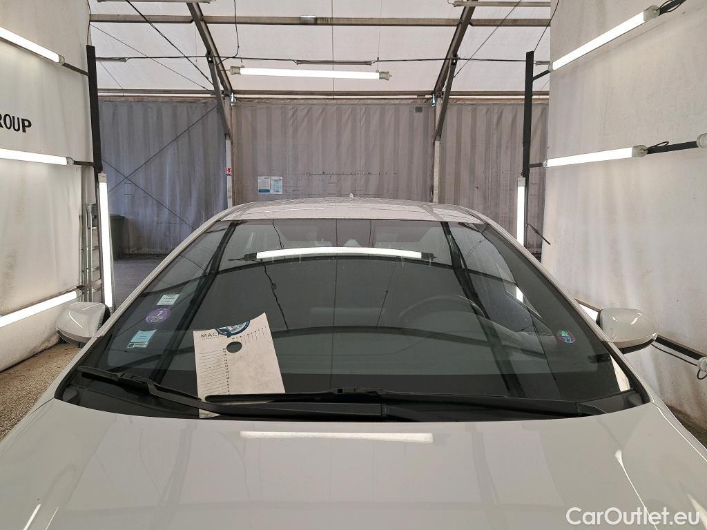  Toyota  Corolla TOYOTA  / 2018 / 5P / Berline Hybride 122h Dynamic Business Stage Acad #22