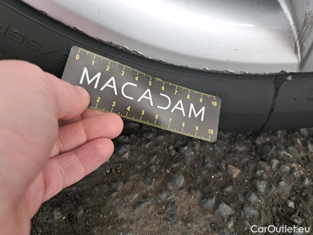  Skoda  Karoq  Business 2.0 TDI 115CV BVA7 E6d #8