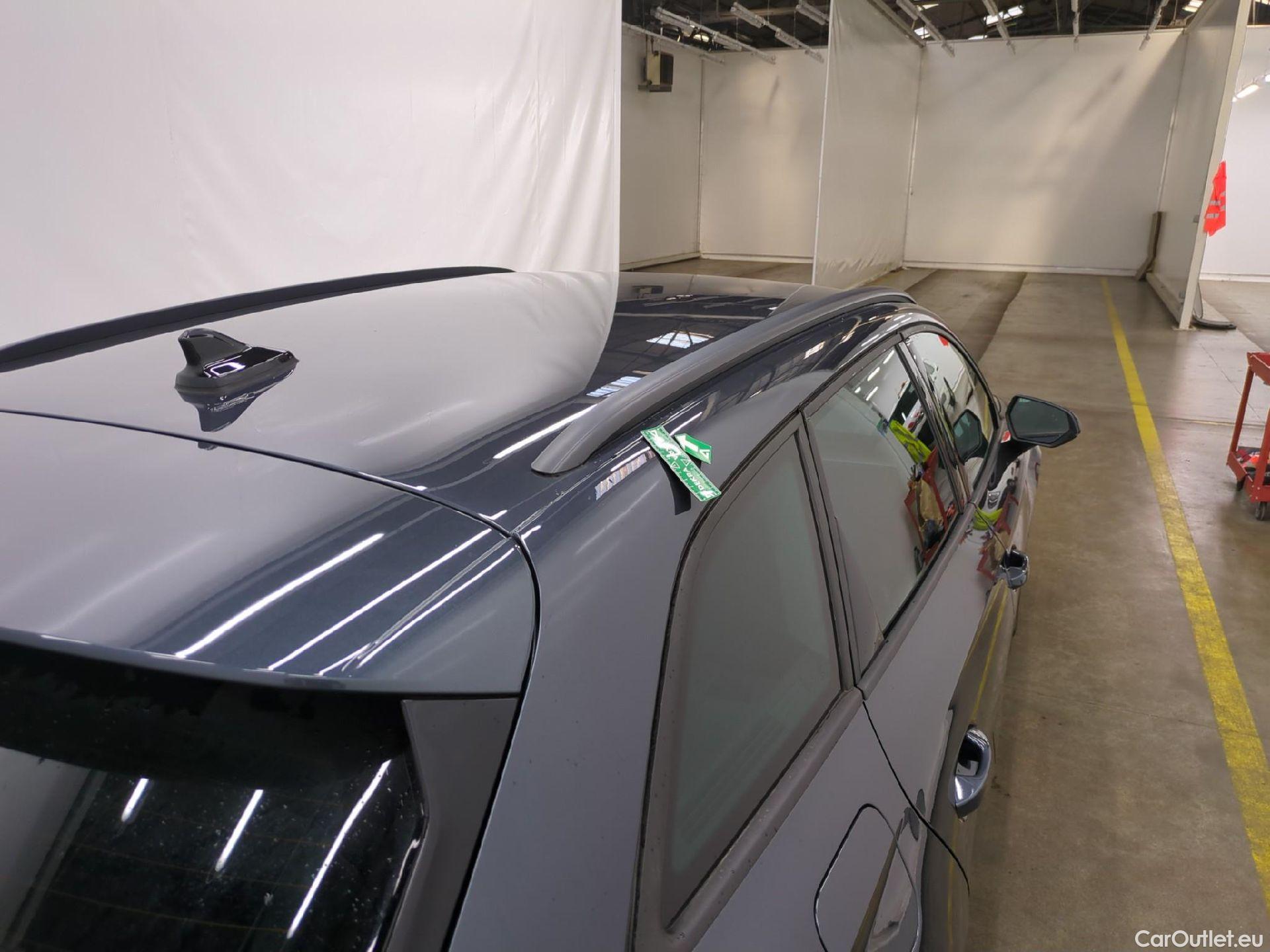  Seat  Leon SEAT  Sportstourer / 2020 / 5P / Break 1.0 eTSI 110 DSG S&S Style Business #34