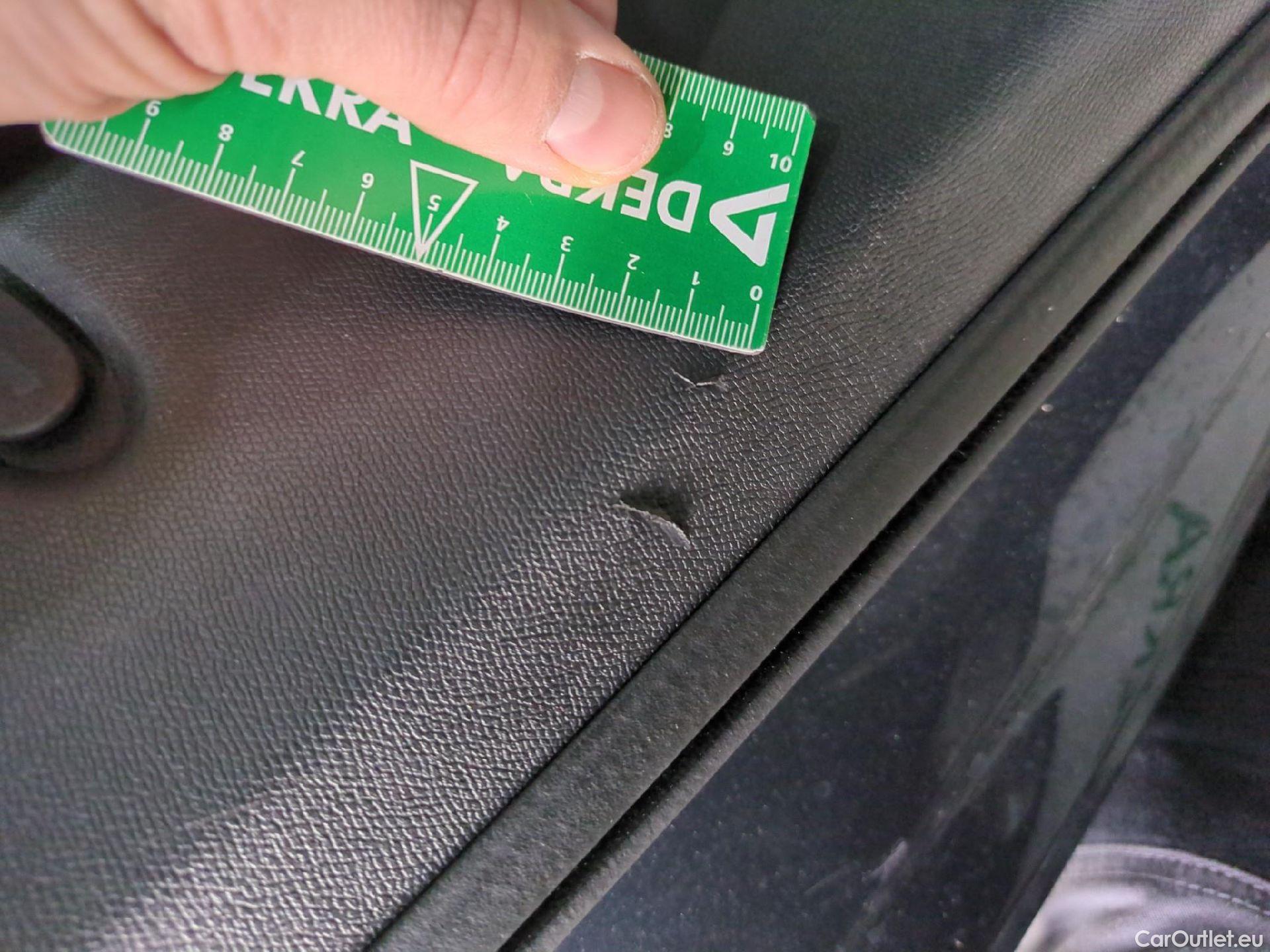  Seat  Leon SEAT  Sportstourer / 2020 / 5P / Break 1.0 eTSI 110 DSG S&S Style Business #40