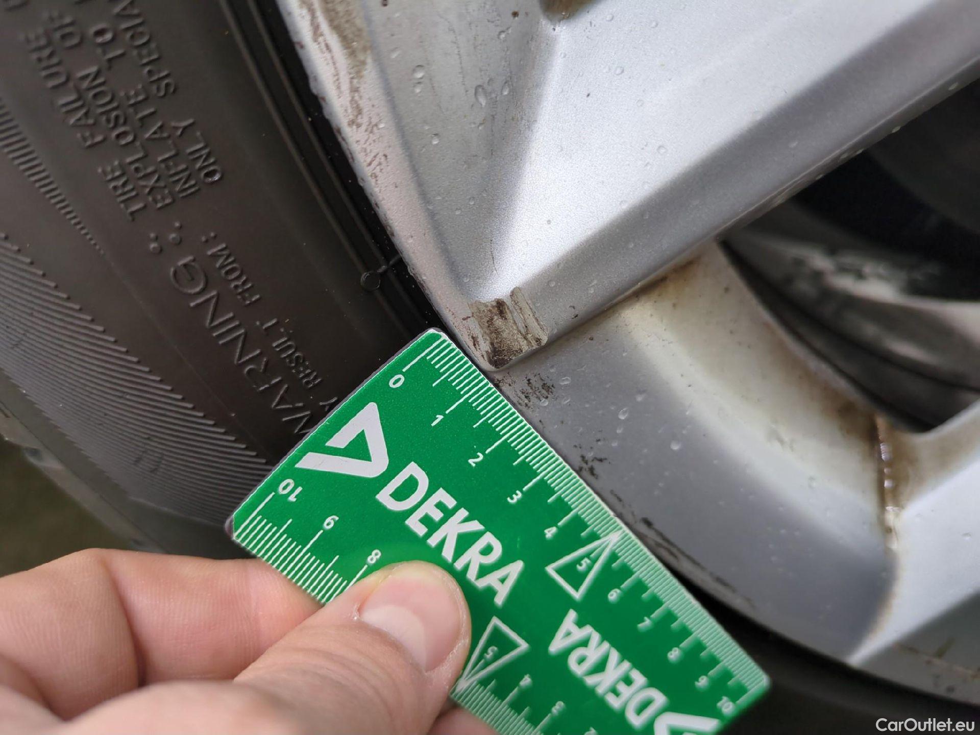  Seat  Leon SEAT  Sportstourer / 2020 / 5P / Break 1.0 eTSI 110 DSG S&S Style Business #21