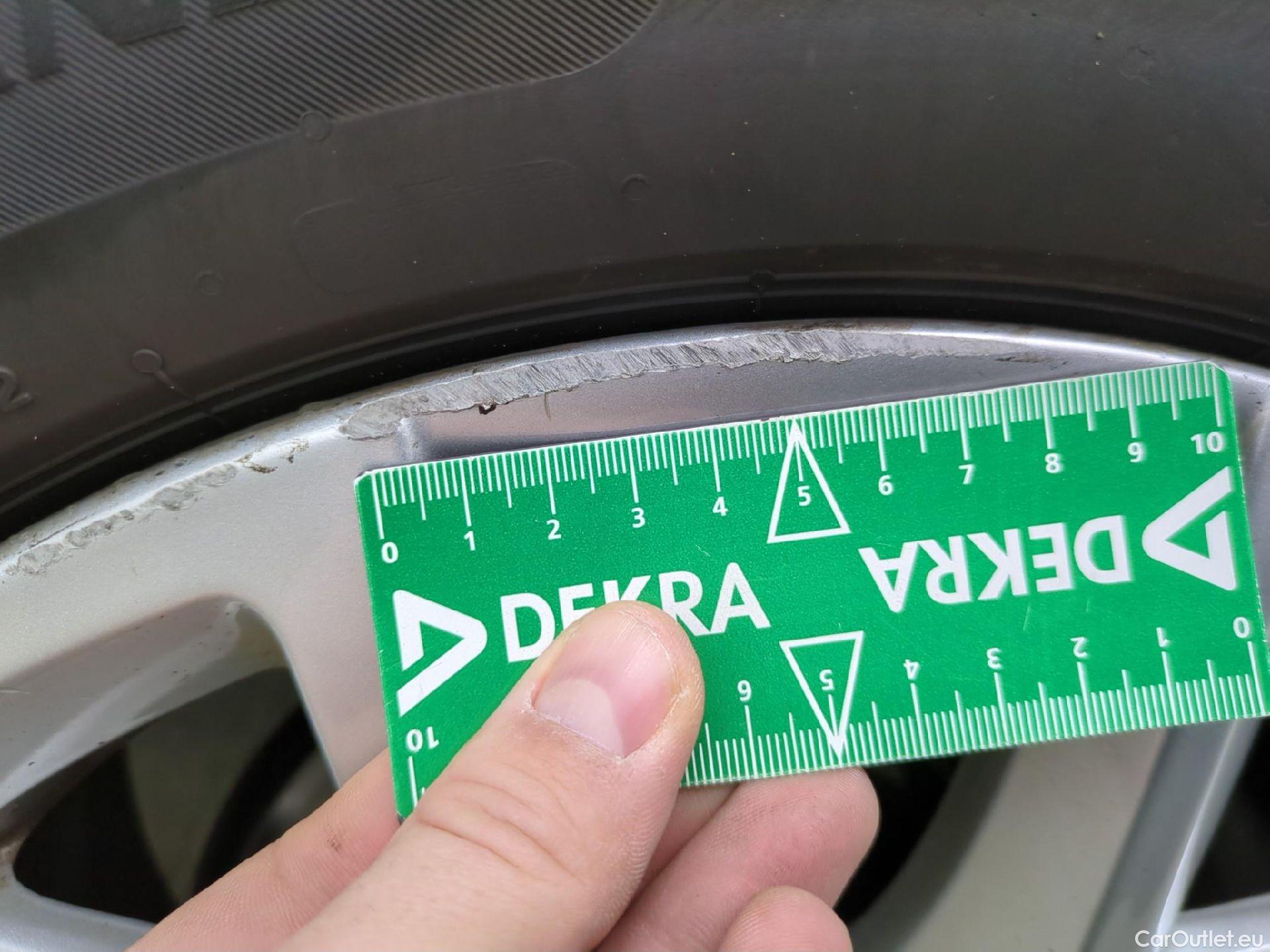  Seat  Leon SEAT  Sportstourer / 2020 / 5P / Break 1.0 eTSI 110 DSG S&S Style Business #30