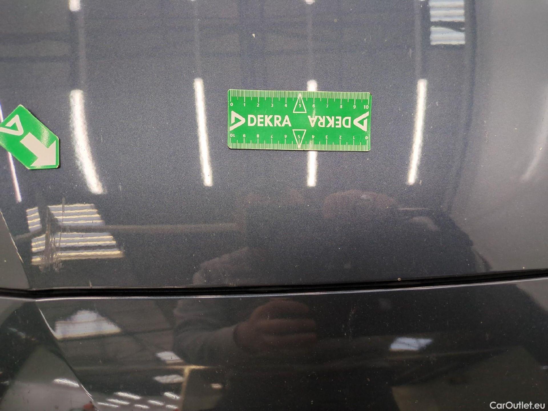  Seat  Leon SEAT  Sportstourer / 2020 / 5P / Break 1.0 eTSI 110 DSG S&S Style Business #49