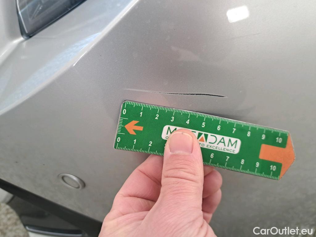  Toyota  Corolla TOYOTA  / 2018 / 5P / Berline Hybride 122h Dynamic Business Stage Acad #6