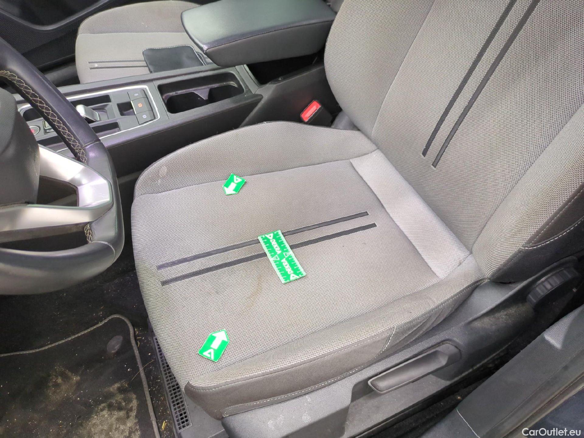  Seat  Leon SEAT  Sportstourer / 2020 / 5P / Break 1.0 eTSI 110 DSG S&S Style Business #12