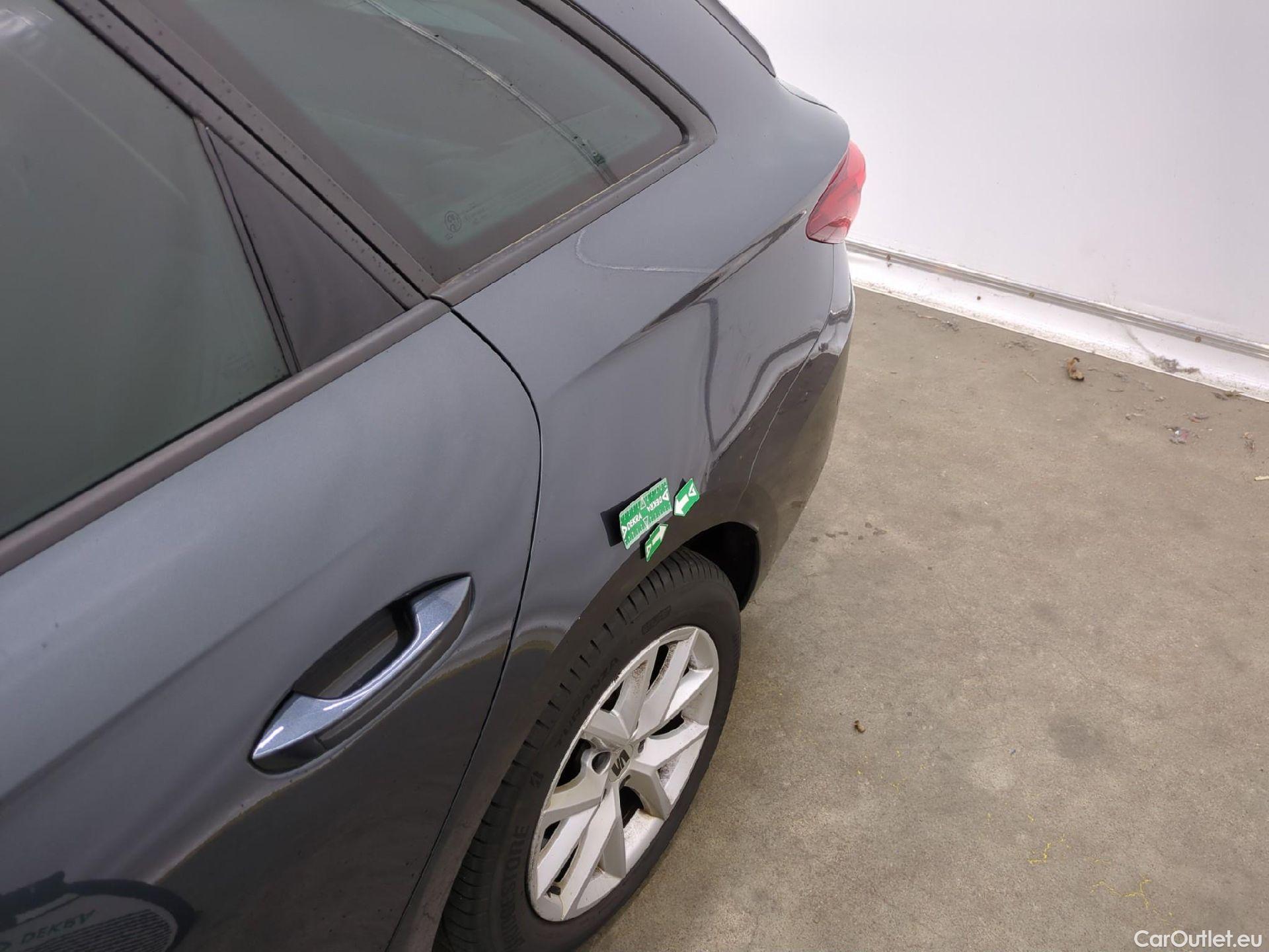  Seat  Leon SEAT  Sportstourer / 2020 / 5P / Break 1.0 eTSI 110 DSG S&S Style Business #58