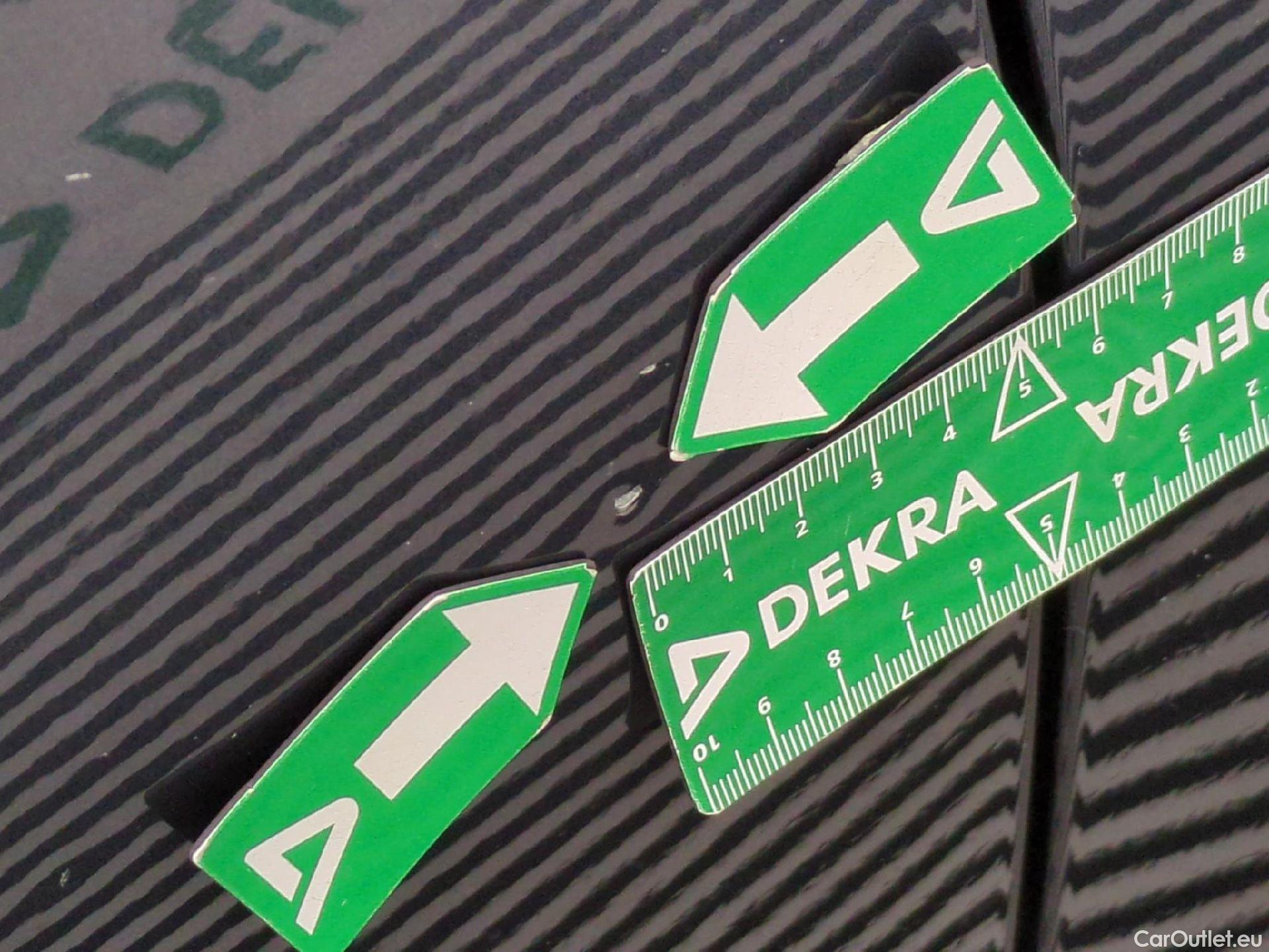  Seat  Leon SEAT  Sportstourer / 2020 / 5P / Break 1.0 eTSI 110 DSG S&S Style Business #47