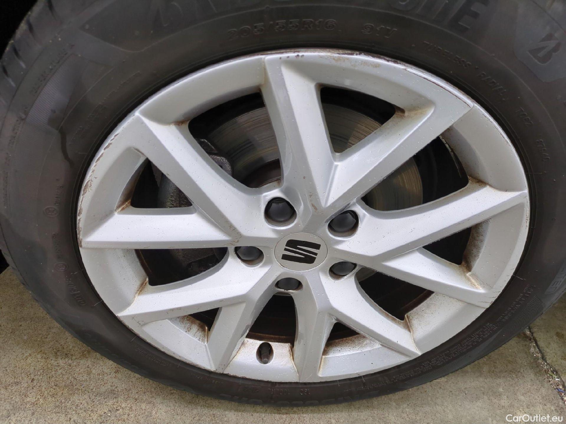  Seat  Leon SEAT  Sportstourer / 2020 / 5P / Break 1.0 eTSI 110 DSG S&S Style Business #28