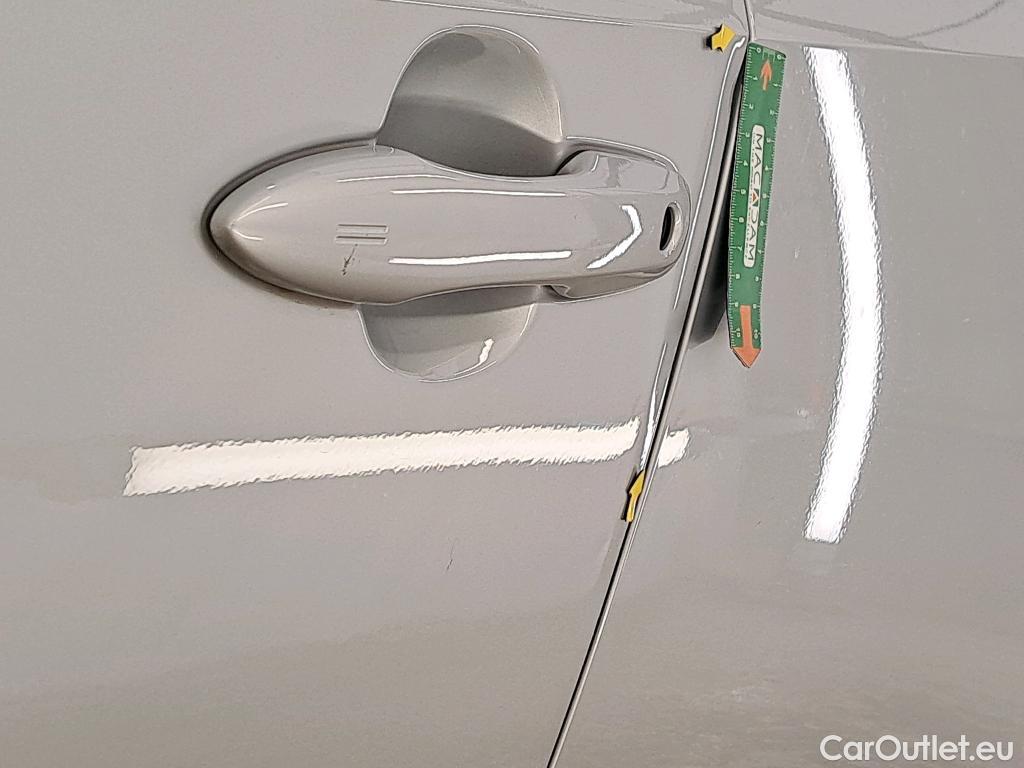  Toyota  Corolla TOYOTA  / 2018 / 5P / Berline Hybride 122h Dynamic Business Stage Acad #10