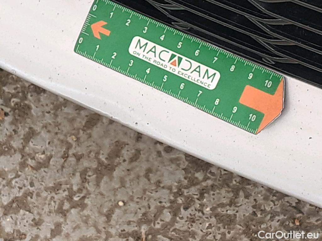  Toyota  Corolla TOYOTA  / 2018 / 5P / Berline Hybride 122h Dynamic Business Stage Acad #5