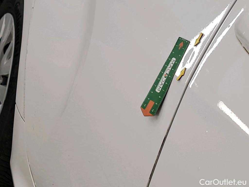  Toyota  Yaris TOYOTA  Hybride / 2019 / 5P / Berline Hybride 116h France Business Stage Acad #27