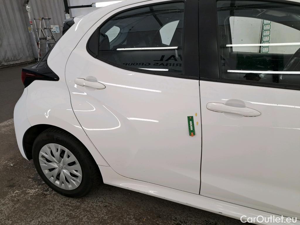  Toyota  Yaris TOYOTA  Hybride / 2019 / 5P / Berline Hybride 116h France Business Stage Acad #26