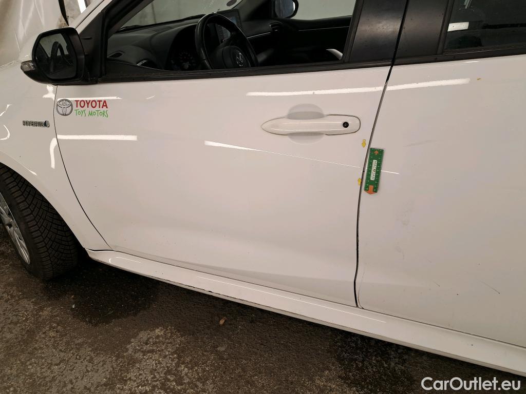  Toyota  Yaris TOYOTA  Hybride / 2019 / 5P / Berline Hybride 116h France Business Stage Acad #19