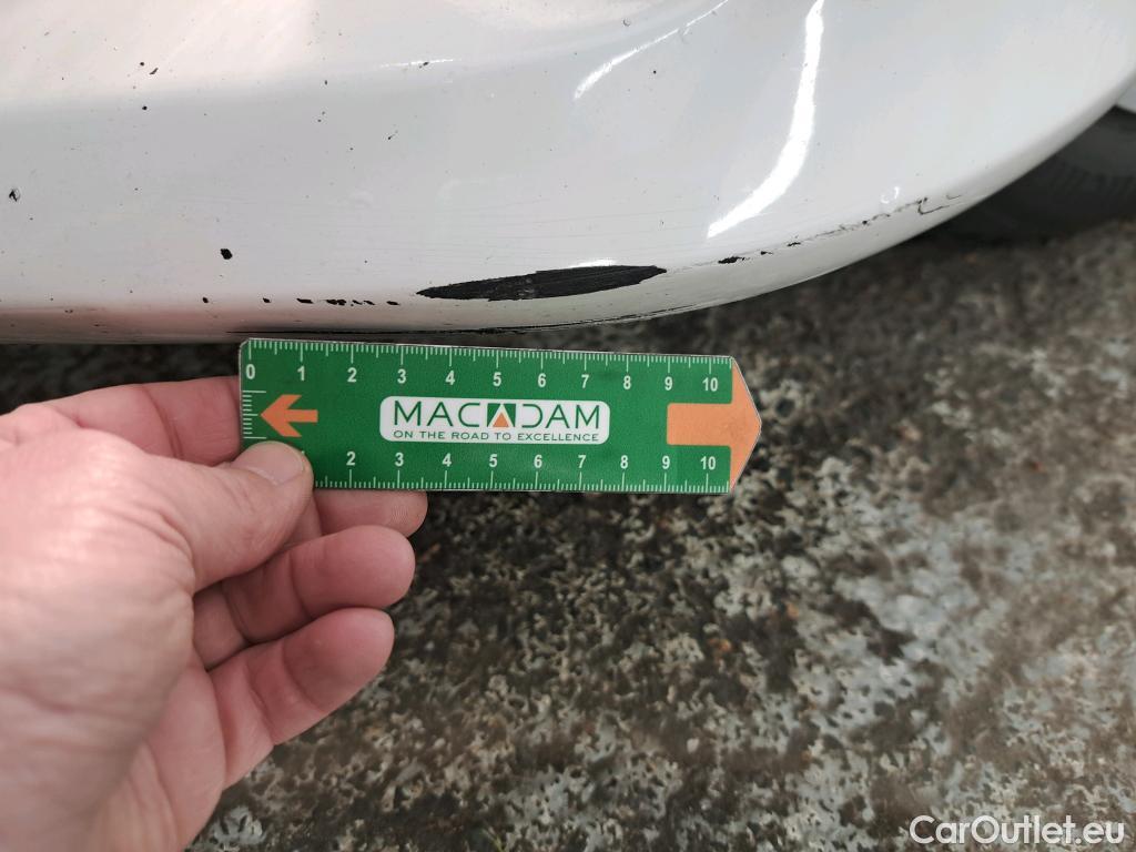  Toyota  Yaris TOYOTA  Hybride / 2019 / 5P / Berline Hybride 116h France Business Stage Acad #18