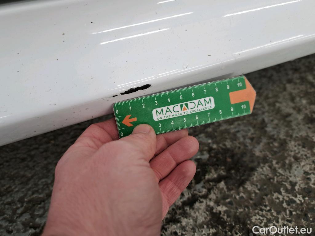  Toyota  Yaris TOYOTA  Hybride / 2019 / 5P / Berline Hybride 116h France Business Stage Acad #25