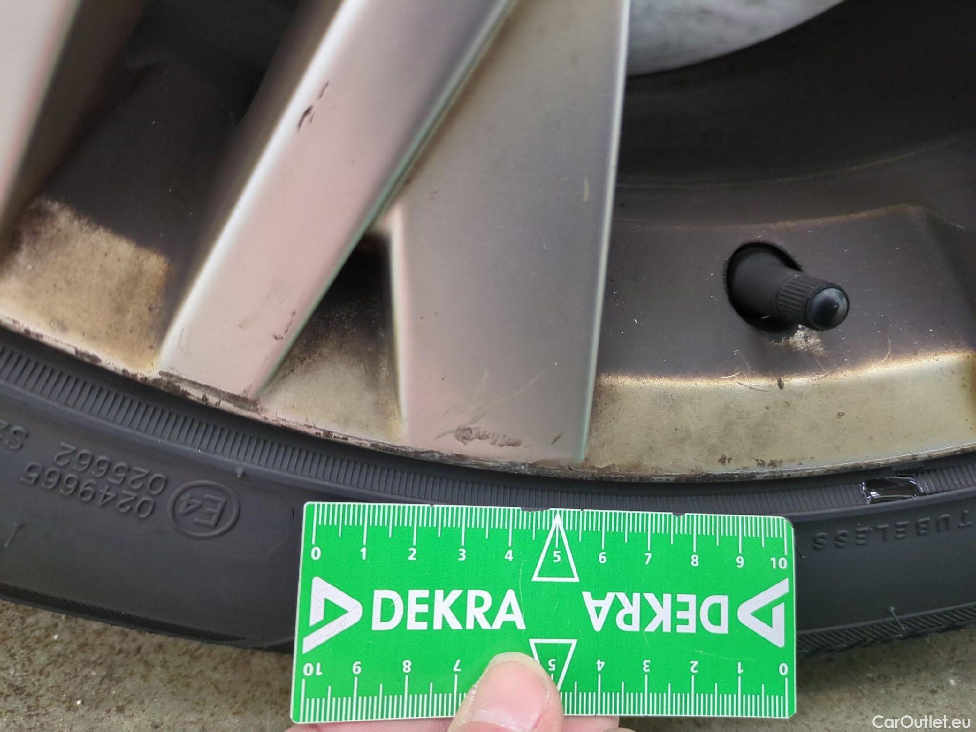  Volkswagen  Passat  Break Alltrack 4Motion 2.0 TDI 200CV BVA7 E6d #38