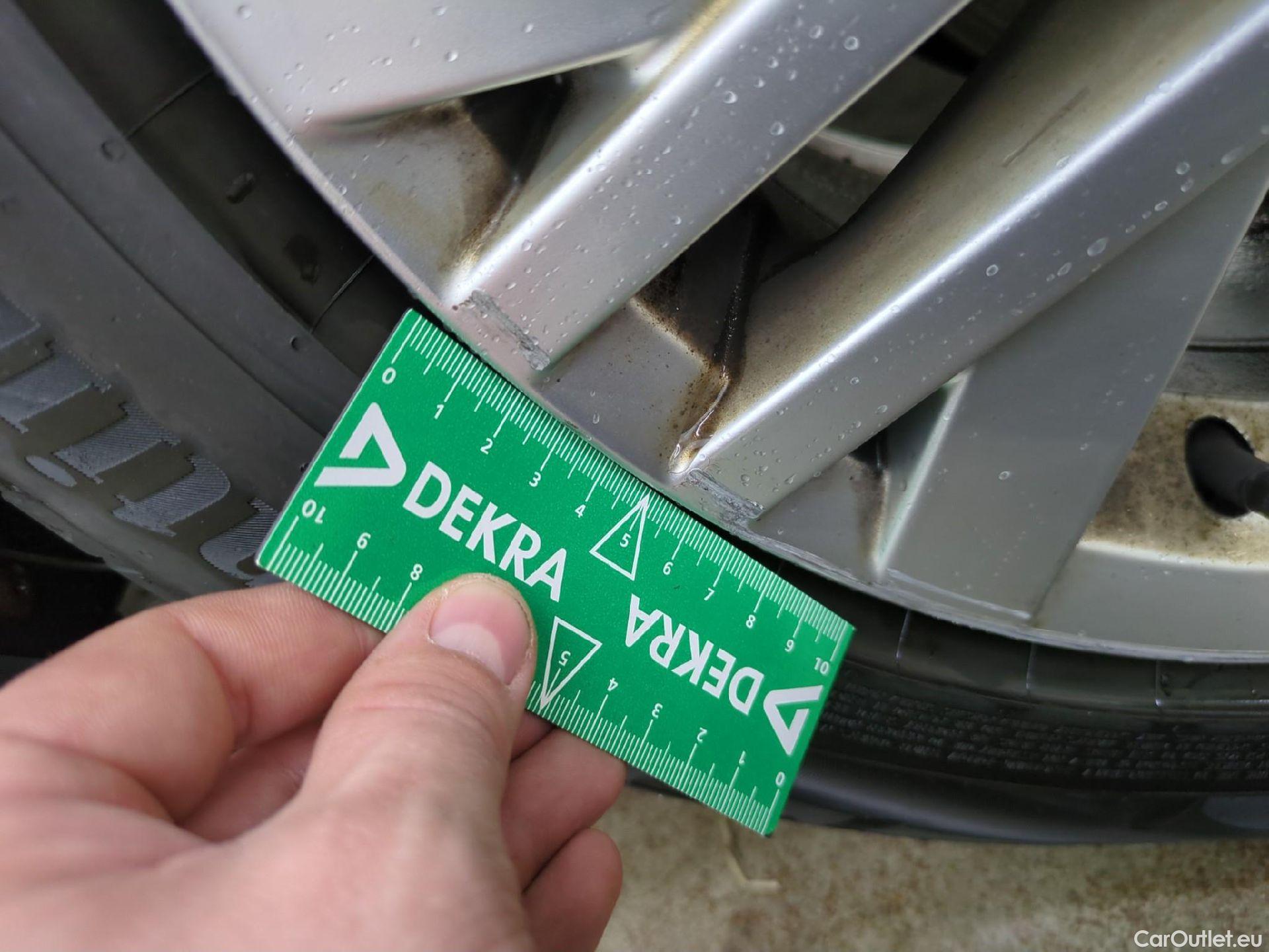  Volkswagen  Passat  Break Alltrack 4Motion 2.0 TDI 200CV BVA7 E6d #13