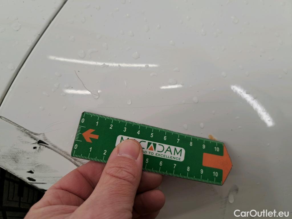  Toyota  Yaris TOYOTA  Hybride / 2019 / 5P / Berline Hybride 116h France Business Stage Acad #15