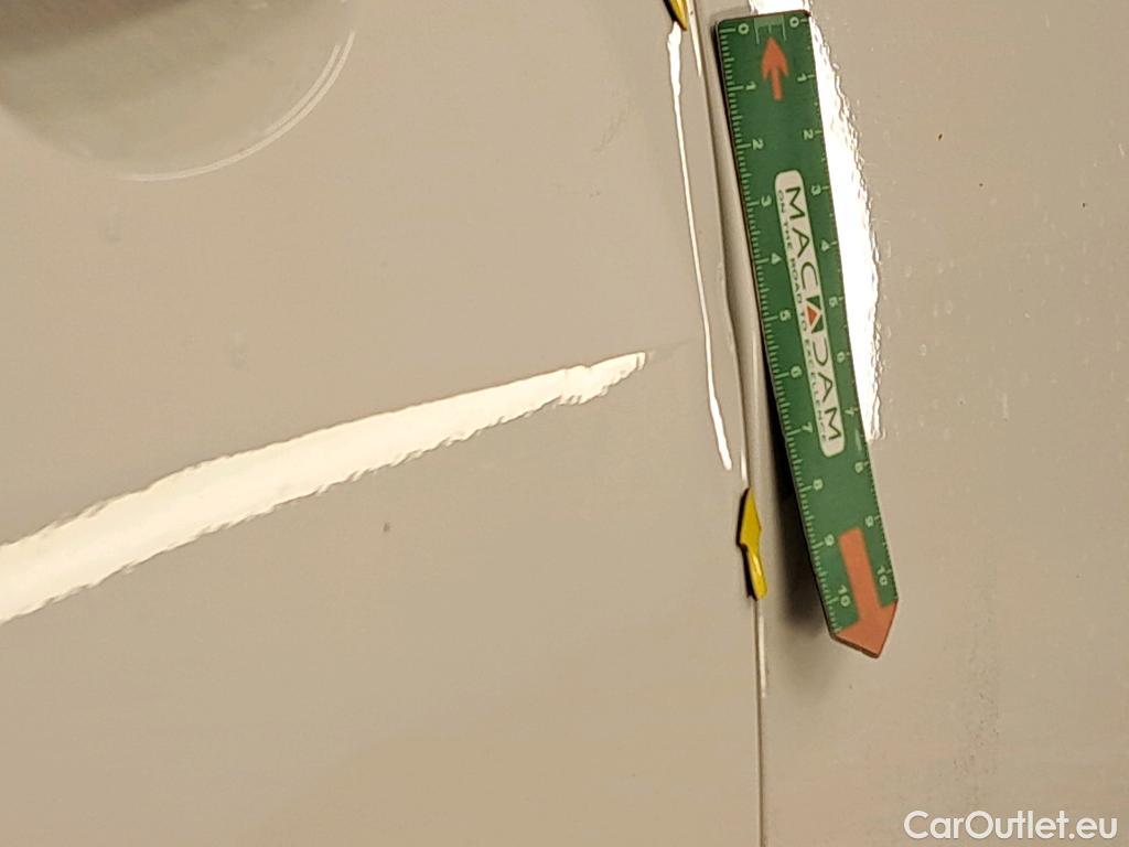  Toyota  Yaris TOYOTA  Hybride / 2019 / 5P / Berline Hybride 116h France Business Stage Acad #20