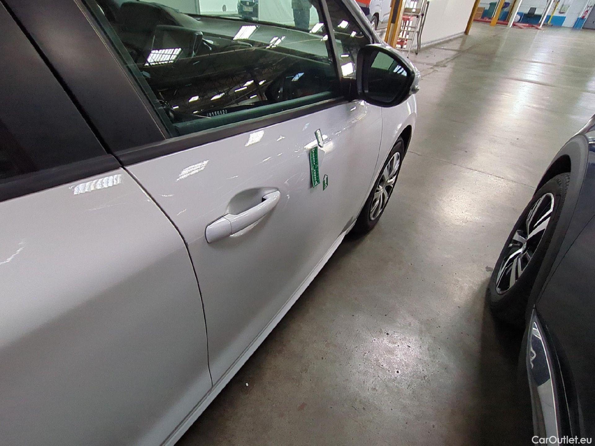  Peugeot  208 PEUGEOT  Affaire VU 5p Berline BlueHDi 100 S&S PREMIUM PACK #14